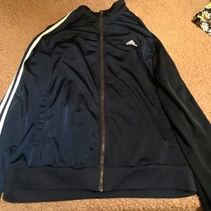 Adidas sweater💙🤍💙